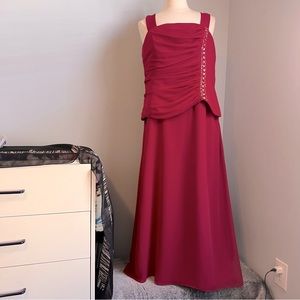 Modern Maids Mary's Bridal Size 20 Fancy Embellished Magenta Ruched Gown